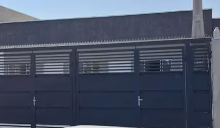 Casa com 2 quartos à venda na Jacy Guilarduci Silva, 55, Jardim Alpes de Sorocaba, Sorocaba por R$ 200.000