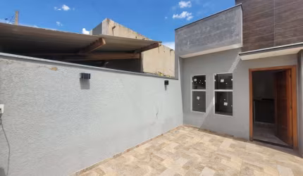 Casa com 2 quartos à venda na Esdras Gonçalves, 18, Parque Vista Barbara, Sorocaba por R$ 219.000
