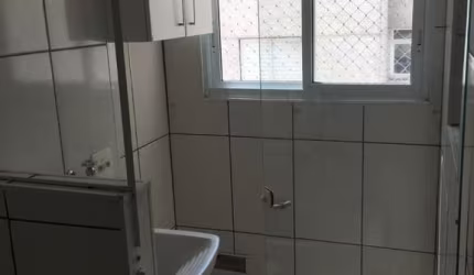 Apartamento com 3 quartos para alugar na Rua Atanázio Soares, 3395, Jardim Maria Eugênia, Sorocaba por R$ 1.800