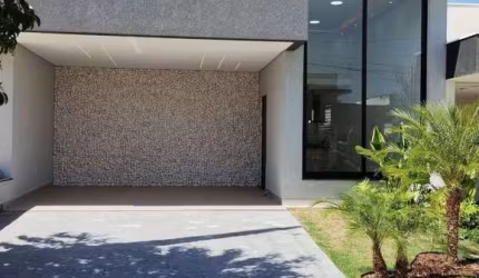 Casa em condomínio fechado com 3 quartos à venda na Avenida Paraná, 2790, Cajuru do Sul, Sorocaba por R$ 710.000