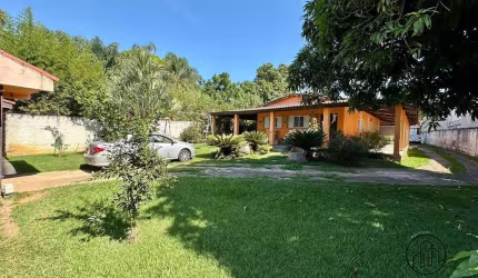 Chácara / sítio com 3 quartos à venda na José Rolim De Goes, 1374, Parque Monte Bianco, Araçoiaba da Serra por R$ 750.000