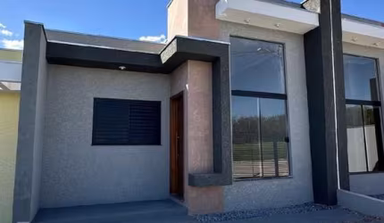 Casa em condomínio fechado com 3 quartos à venda na Rodovia João Leme Dos Santos, 117, Jardim São Lucas, Salto de Pirapora por R$ 345.000