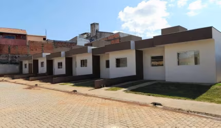 Casa em condomínio fechado com 2 quartos à venda na do Laureano, 191, Éden, Sorocaba por R$ 260.000