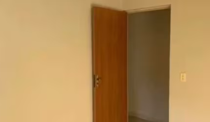 Casa com 2 quartos à venda na João Batista Covre, 209, Jardim Califórnia, Sorocaba por R$ 270.000