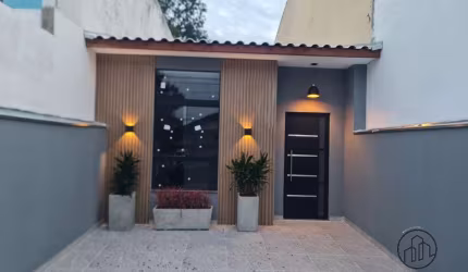 Casa com 3 quartos à venda na Josefa Rúbio Bastida, 730, Parque Vitória Régia, Sorocaba por R$ 370.000