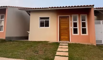 Casa em condomínio fechado com 2 quartos à venda na Luiz Henrique da Costa, 210, Cajuru do Sul, Sorocaba por R$ 330.000