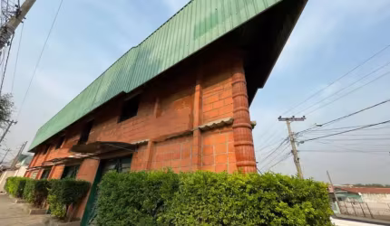 Barracão / Galpão / Depósito à venda na Felisbina Roque da Rosa, 224, Além Ponte, Sorocaba por R$ 1.500.000