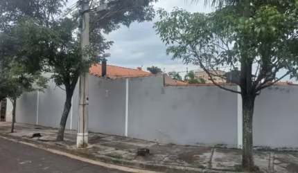 Casa com 3 quartos à venda na Guido Mencacci, 214, Jardim Astro, Sorocaba por R$ 550.000