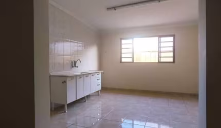 Casa com 3 quartos à venda na Rua Angelino Francisco Parri, 306, Parque Bela Vista, Votorantim por R$ 530.000