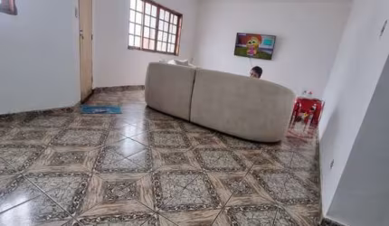 Casa com 3 quartos à venda na José Paes da Motta, 170, Jardim Tropical, Sorocaba por R$ 370.000