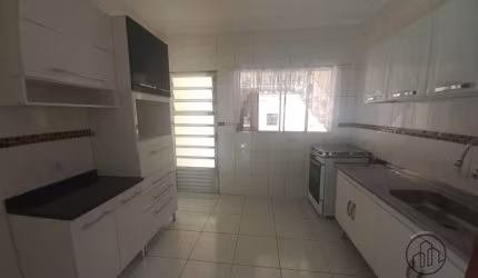 Casa em condomínio fechado com 3 quartos para alugar na Residencial Horto Florestal II, 800, Horto Florestal, Sorocaba por R$ 3.250