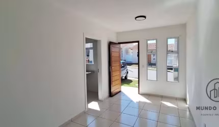 Casa em condomínio fechado com 2 quartos à venda na Luiz Henrique da Costa, 210, Cajuru do Sul, Sorocaba por R$ 310.000