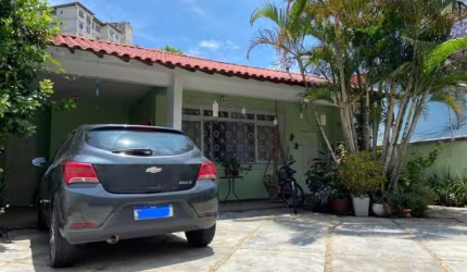 Casa com 5 quartos à venda na Rua Leite Ribeiro, Fonseca, Niterói, 720 m2 por R$ 900.000