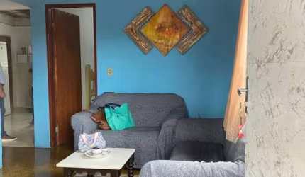 Terreno à venda na Rua Elvira das Dores, Jóquei Clube, São Gonçalo por R$ 140.000