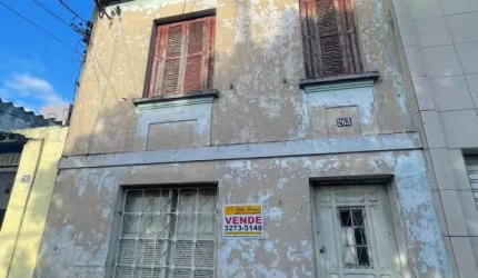 Terreno à venda na Vila Mathias, Santos  por R$ 530.000