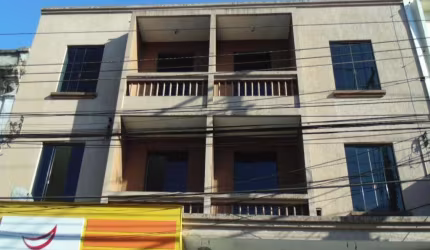 Prédio Comercial à Venda em Santos-SP: 2 Quartos, 1 Sala, 2 Banheiros, 70m² no Centro da Cidade