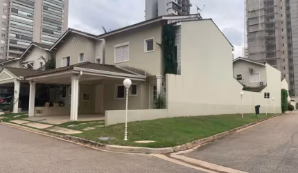 Casa de esquina Á VENDA, 180m, 3 Suítes, R$ 1.075.000 - Cond. Villa Campolim - Sorocaba SP