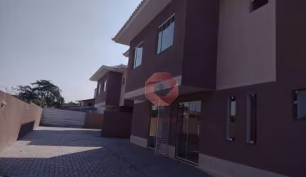 Casa com 2 quartos  à venda, 44 m² por R$ 299.000 - Itapeba - Maricá/RJ