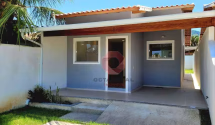 Casa com 2 dormitórios à venda, 80 m² por R$ 350.000,00 - São José de Imbassai - Maricá/RJ