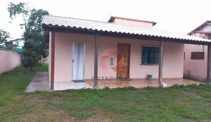 Casa com 2 dormitórios à venda, 100 m² por R$ 370.000,00 - Jardim Atlântico Central (Itaipuaçu) - Maricá/RJ
