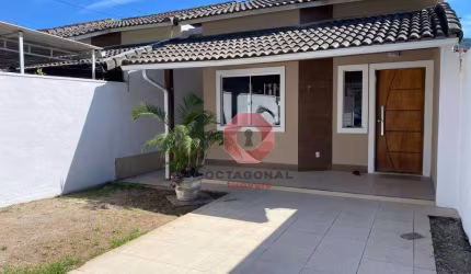 Casa com 3 dormitórios à venda, 240 m² por R$ 540.000,00 - Barroco (Itaipuaçu) - Maricá/RJ