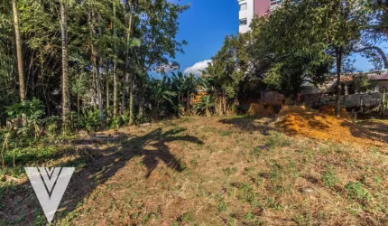 Terreno à venda, 2200 m² por R$ 2.100.000,00 - Água Verde - Blumenau/SC