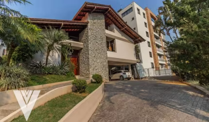 Casa com 5 dormitórios à venda, 530 m² por R$ 1.850.000,00 - Salto - Blumenau/SC