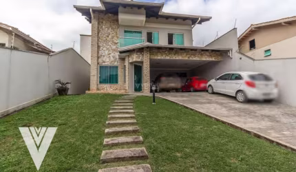 Casa com 3 dormitórios à venda, 287 m² por R$ 1.400.000,00 - Água Verde - Blumenau/SC