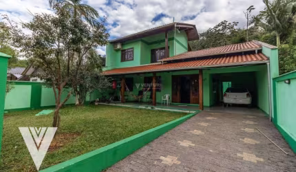Casa com 3 dormitórios à venda, 163 m² por R$ 600.000,00 - Itoupava Central - Blumenau/SC