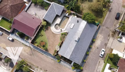 Casa com 4 dormitórios à venda, 220 m² por R$ 995.000,00 - Bela Vista - Gaspar/SC