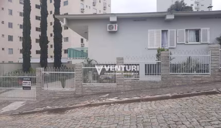Casa com 5 dormitórios à venda, 197 m² por R$ 1.500.000,00 - Velha - Blumenau/SC