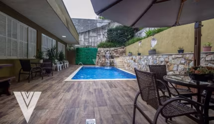 Casa com 4 dormitórios à venda, 356 m² por R$ 1.490.000,00 - Centro - Blumenau/SC