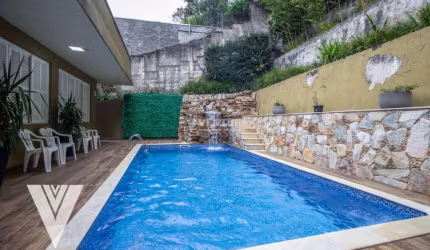Casa com 4 dormitórios à venda, 356 m² por R$ 1.800.000,00 - Centro - Blumenau/SC