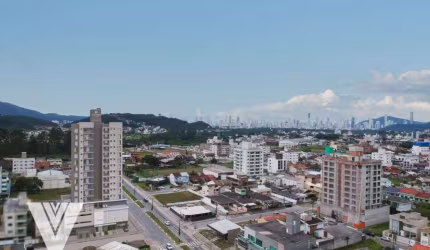 Apartamento com 2 dormitórios sendo 1 suíte, à venda, 70 m² por R$ 608.000,00 - Centro - Camboriú/SC