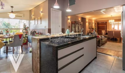 Casa com 5 dormitórios, sendo 1 SUÍTE à venda, 230 m² por R$ 1.200.000 - Velha - Blumenau/SC