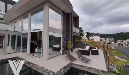 Casa com 4 dormitórios, sendo 3 SUÍTES à venda, 404 m² - Itoupava Central - Blumenau/SC