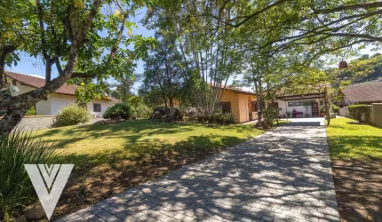 Casa com 3 dormitórios, sendo 1 SUÍTE à venda, 215 m² - Badenfurt - Blumenau/SC