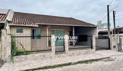 Casa com 4 dormitórios à venda, 100 m² por R$ 700.000,00 - Itoupava Central - Blumenau/SC