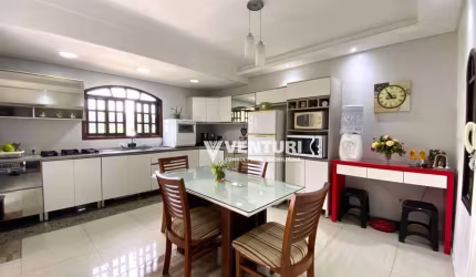 Casa com 3 dormitórios à venda, 121 m² por R$ 560.000,00 - Velha - Blumenau/SC