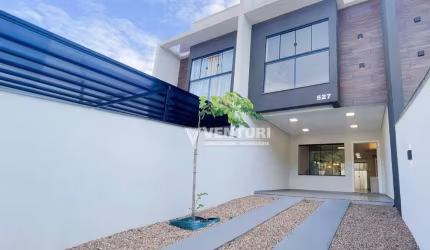 Casa com 3 dormitórios, sendo 1 suíte à venda, 108 m² por R$ 639.000 - Água Verde - Blumenau/SC
