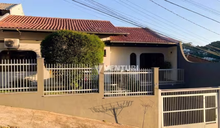 Casa com 3 dormitórios à venda, por R$ 750.000 - Fortaleza - Blumenau/SC