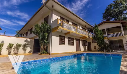 Casa com 3 dormitórios para alugar, 190 m² por R$ 4.620,00/mês - Bela Vista - Gaspar/SC