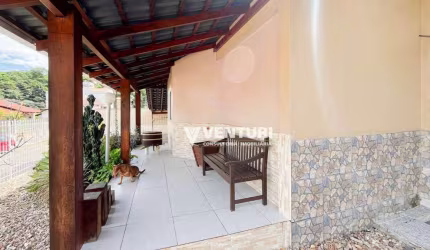 Casa com 4 dormitórios para alugar, 340 m² por R$ 5.394,00/mês - Velha - Blumenau/SC