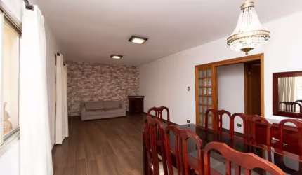 Sobrado para venda com 5 quartos, sendo 1 suíte, 270m²