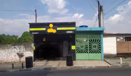 Casa tipo para venda com 9 quartos, sendo 1 suíte, 380m²