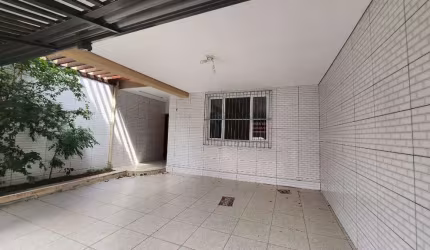 Casa tipo para venda com 2 quartos, 111.09m²