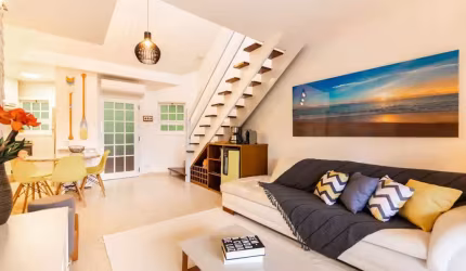 Casa no condomínio Condomínio Vilarejo Do Engenho para venda com 3 quartos, sendo 3 suítes, 127m²