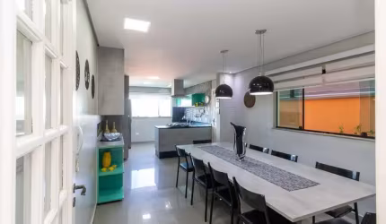 Casa tipo para venda com 3 quartos, sendo 2 suítes, 231m²