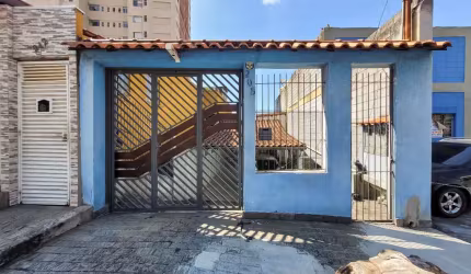 Casa tipo para venda com 3 quartos, sendo 1 suíte, 127m²