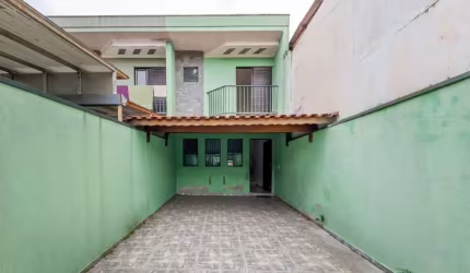 Sobrado para venda com 2 quartos, sendo 2 suítes, 83m²